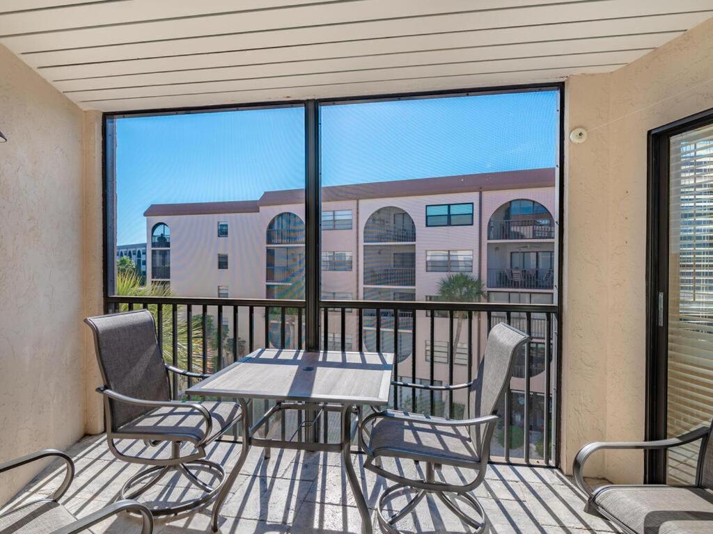 Knot A Care Remodeled Direct Water Access Condo With Ocean And Pool Views Now Sleeps Six Marco Island Ngoại thất bức ảnh